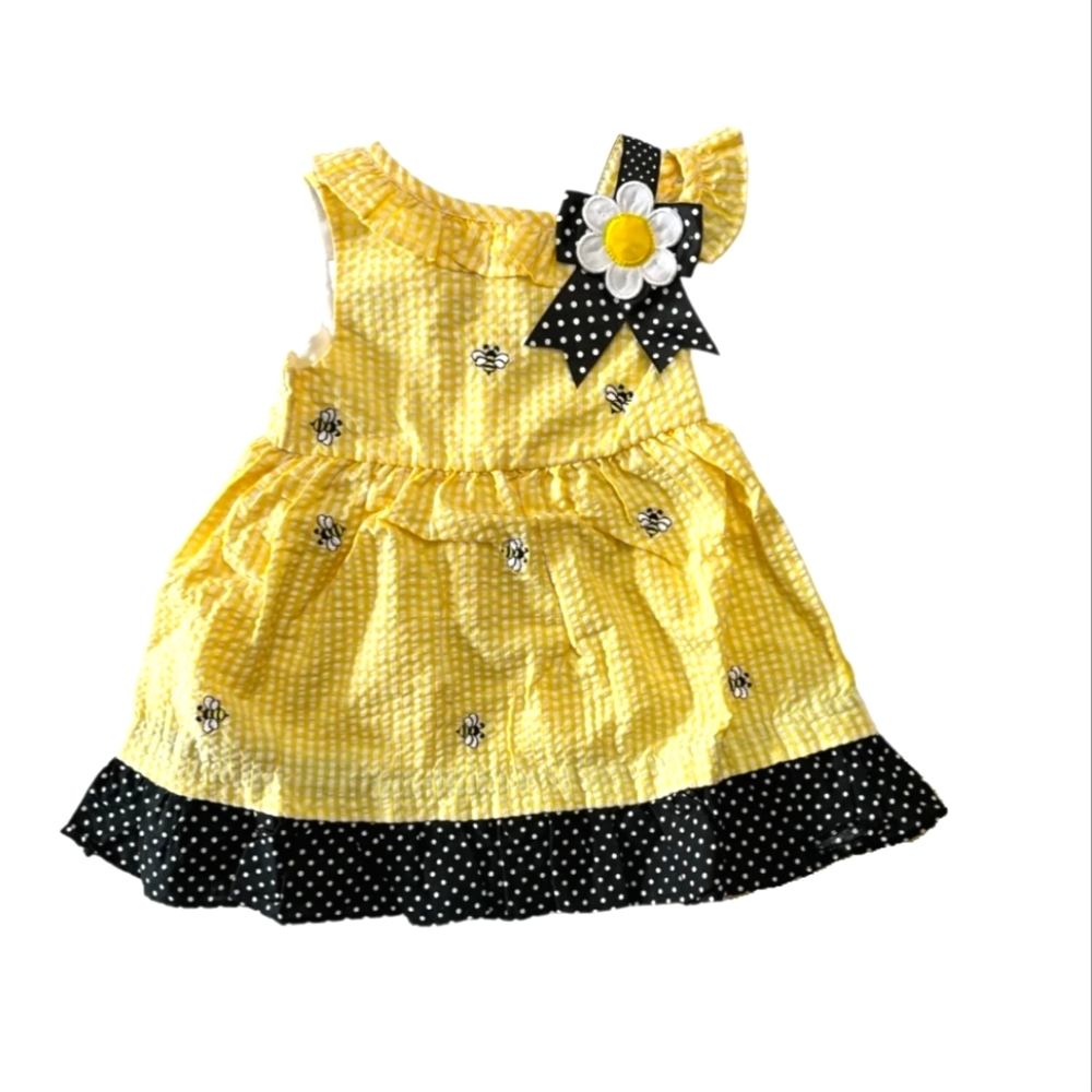 Counting Daisies Bumble Bee 2T Seersucker Ruffled Collar Sleeveless Dress